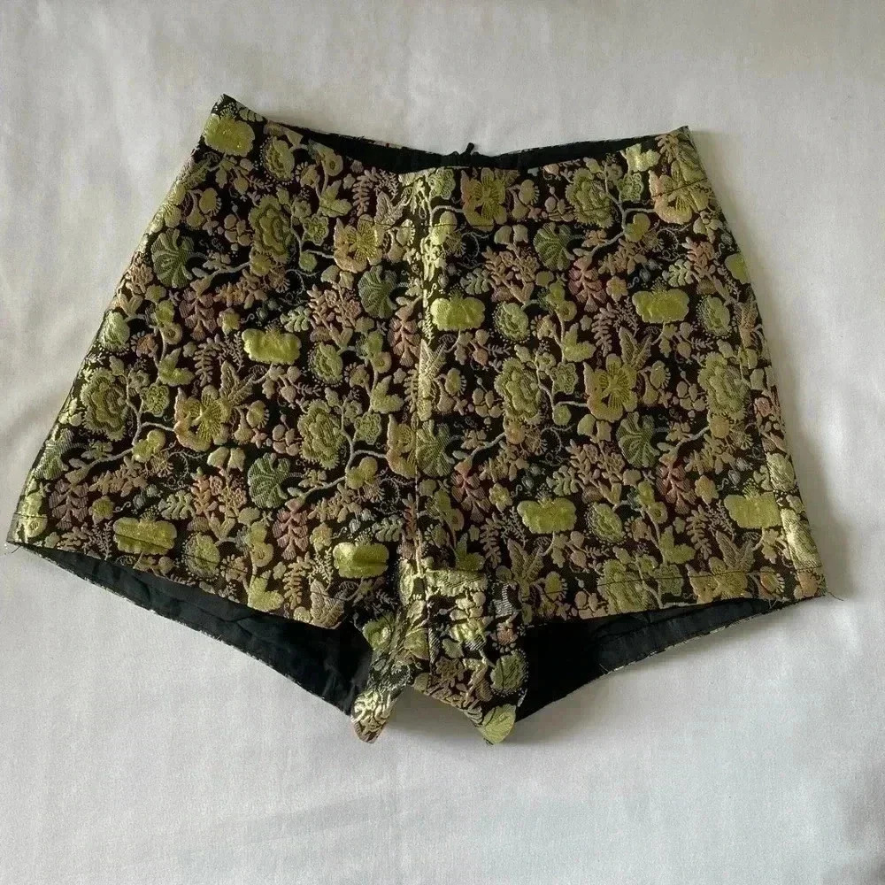 Topshop Gold and Black Shorts size 2